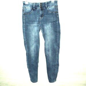 Wallflower Jeans Junior Women's Size 11 Blue Faded and Distressed Tapered